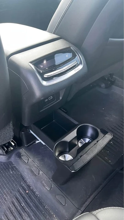 2021 Cadillac XT6 - Image 8 of 11