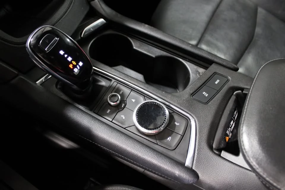 2021 Cadillac XT6 - Image 17 of 20