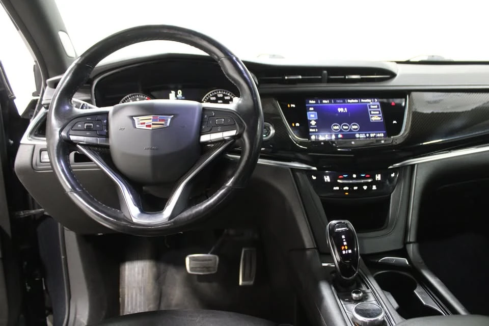 2021 Cadillac XT6 - Image 2 of 20