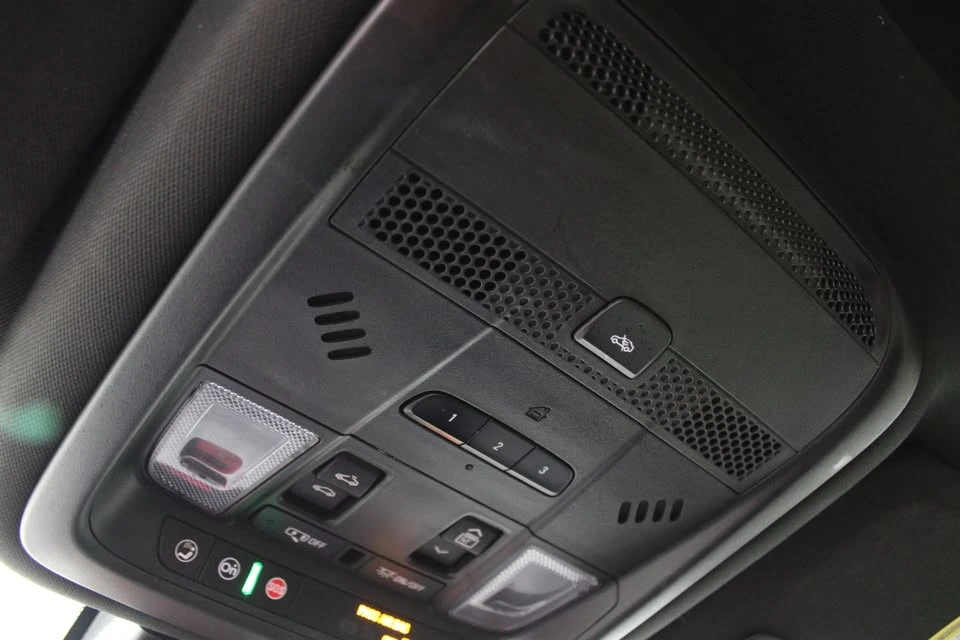 2021 Cadillac XT6 - Image 19 of 20