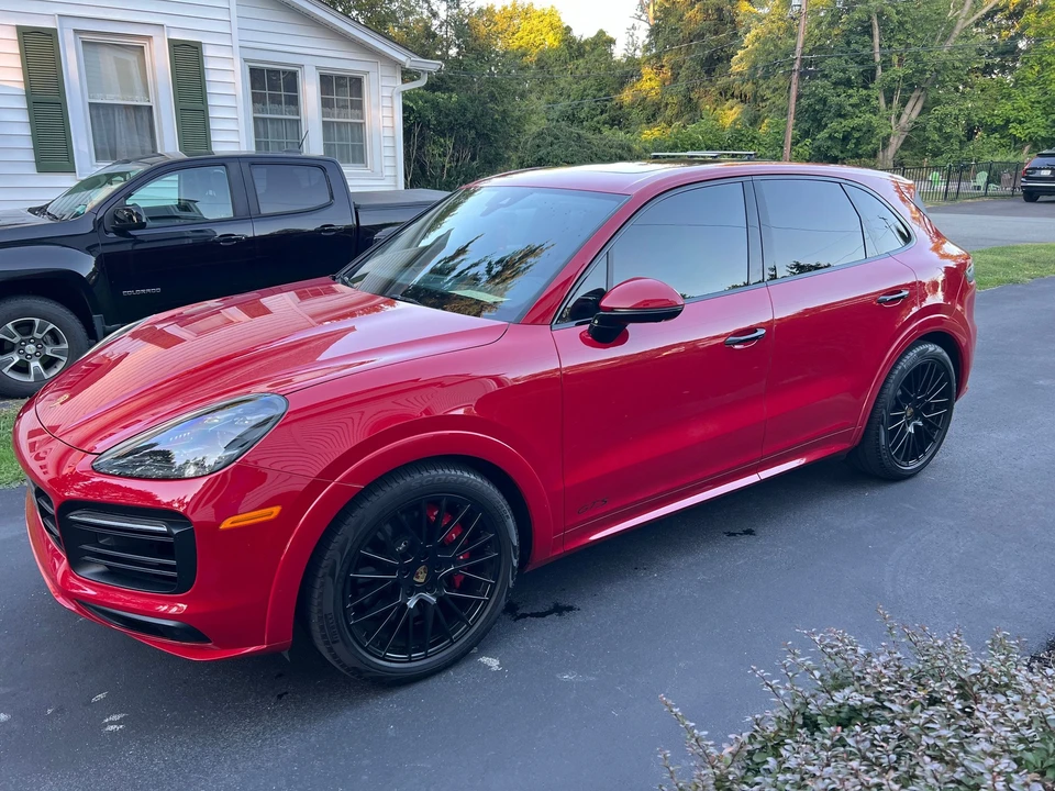 2021 Porsche 9Y0/9Y3 Cayenne GTS - Image 4 of 12