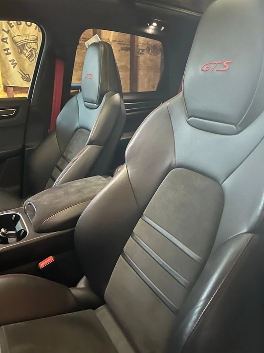 2021 Porsche 9Y0/9Y3 Cayenne GTS - Image 7 of 12
