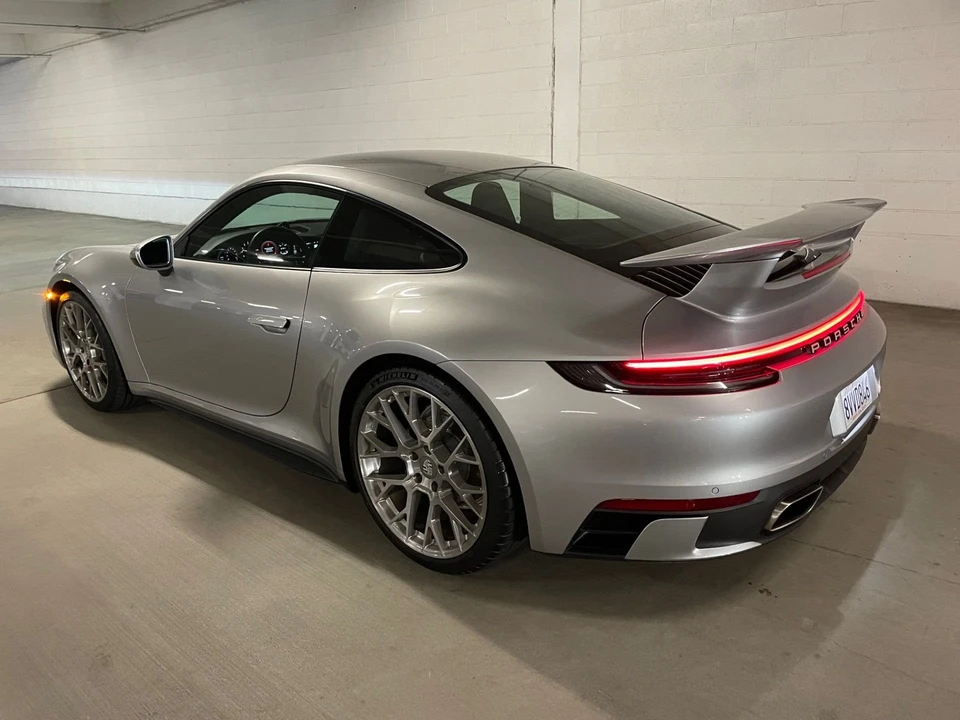 2021 Porsche 992 Carrera - Image 3 of 12