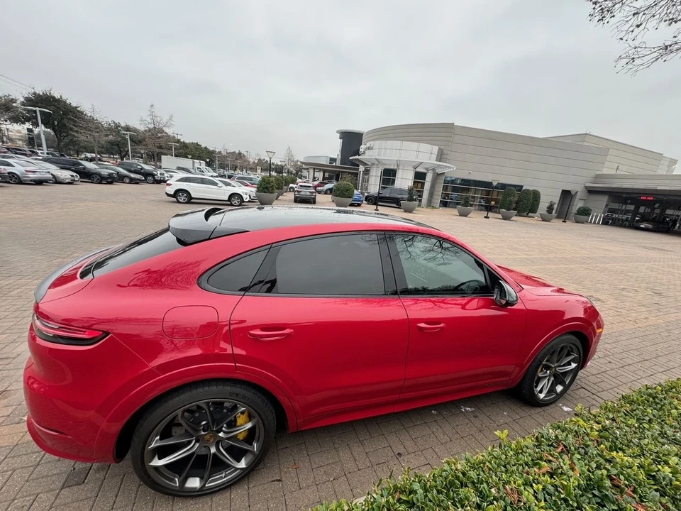 2021 Porsche 9Y0/9Y3 Cayenne GTS - Image 13 of 19