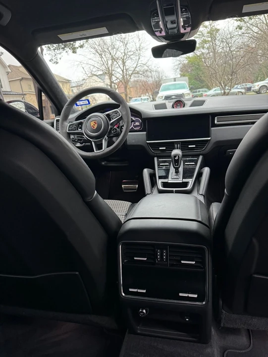 2021 Porsche 9Y0/9Y3 Cayenne GTS - Image 8 of 19