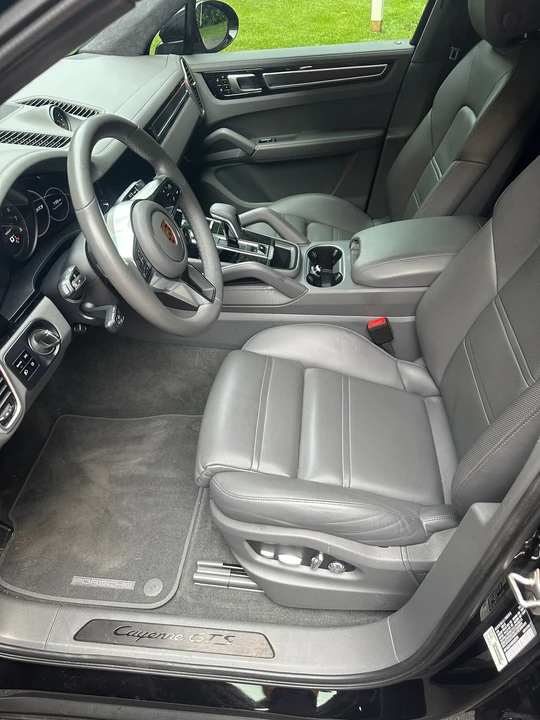 2021 Porsche 9Y0/9Y3 Cayenne GTS - Image 5 of 10