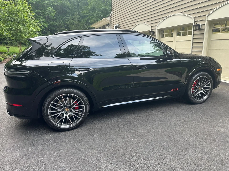 2021 Porsche 9Y0/9Y3 Cayenne GTS - Image 10 of 10