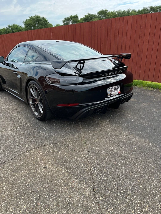 2021 Porsche 718 Cayman GT4 - Image 5 of 16