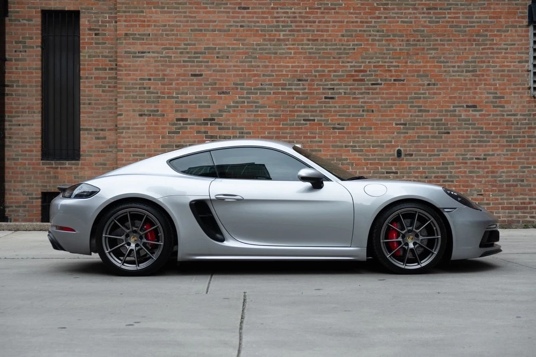 2021 Porsche 718 Cayman GTS 4.0 - Image 17 of 20