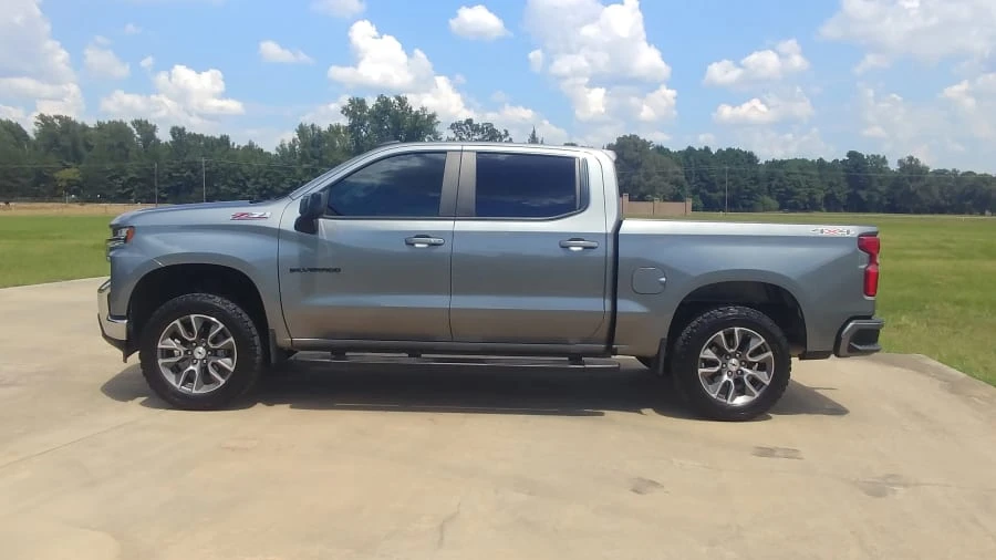 2021 Chevrolet Silverado 4th Gen - Image 2 of 18