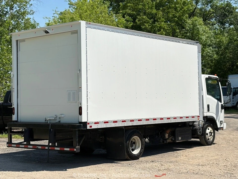 2021 Chevrolet Silverado - Image 4 of 12