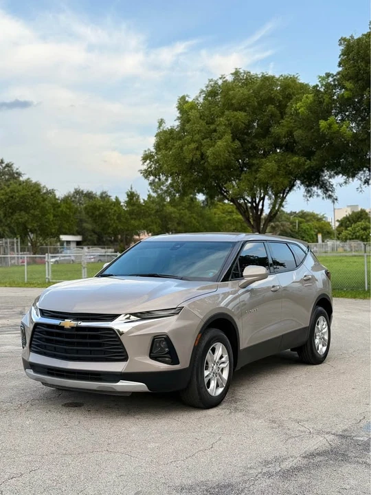 2021 Chevrolet Blazer - Image 2 of 9
