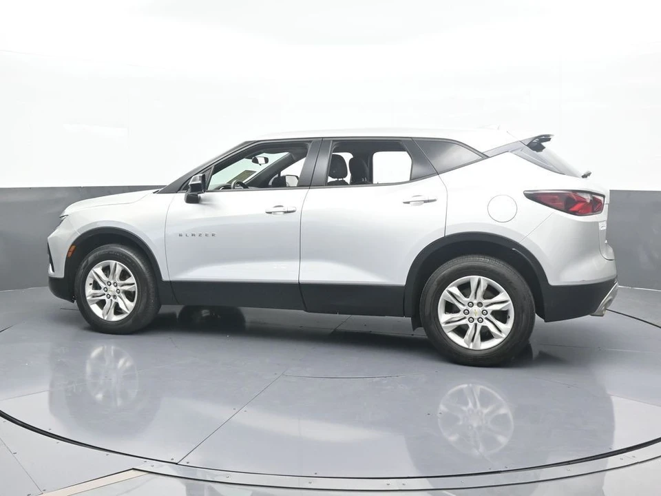 2021 Chevrolet Blazer - Image 3 of 12