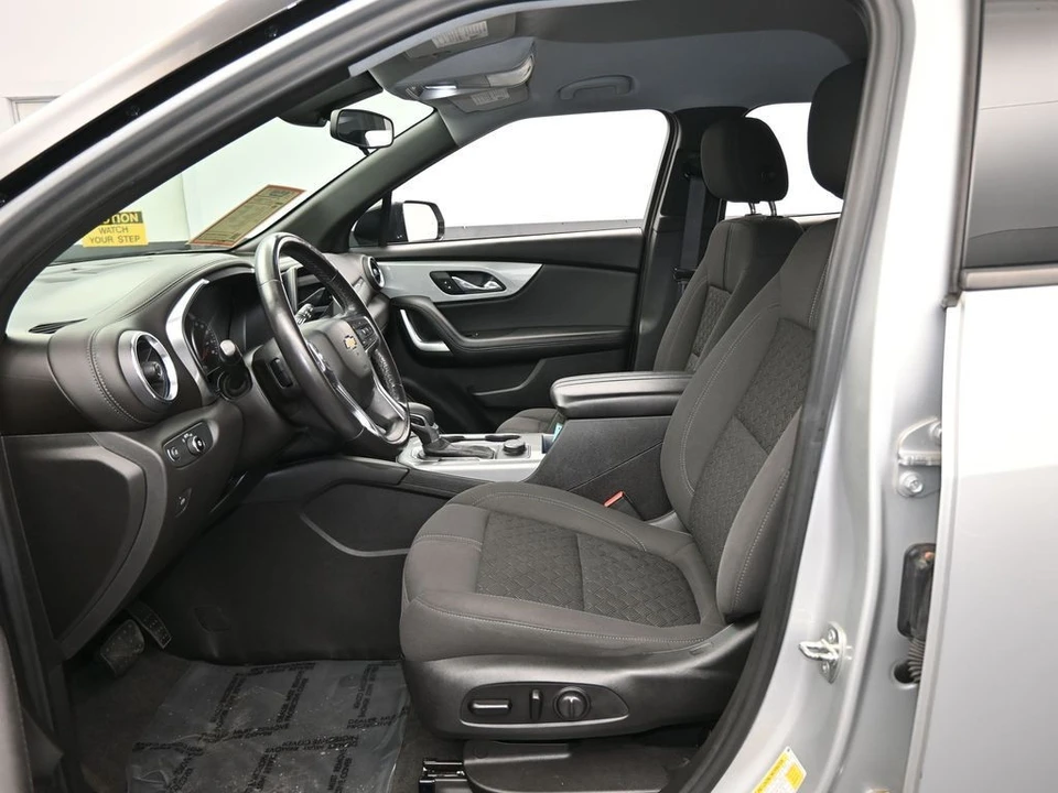 2021 Chevrolet Blazer - Image 11 of 12