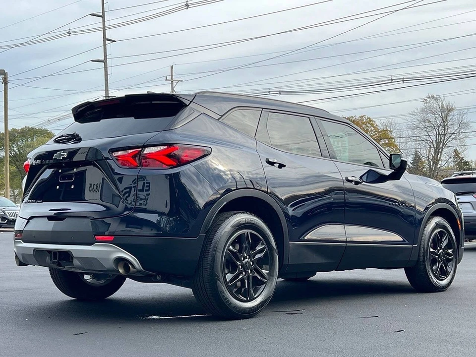 2021 Chevrolet Blazer - Image 18 of 21