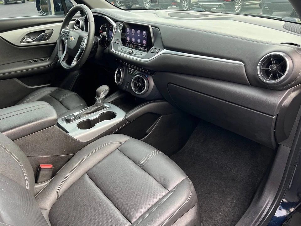 2021 Chevrolet Blazer - Image 2 of 21
