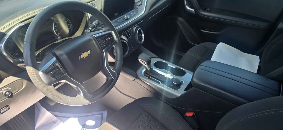 2021 Chevrolet Blazer - Image 3 of 8