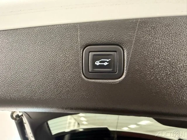 2021 Chevrolet Blazer - Image 9 of 21