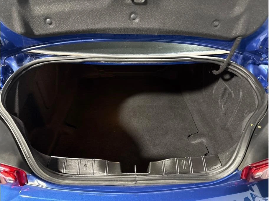2021 Chevrolet Camaro 6th Gen - Image 9 of 16