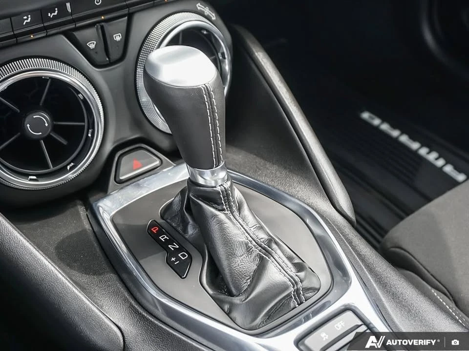 2021 Chevrolet Camaro 6th Gen - Image 14 of 20