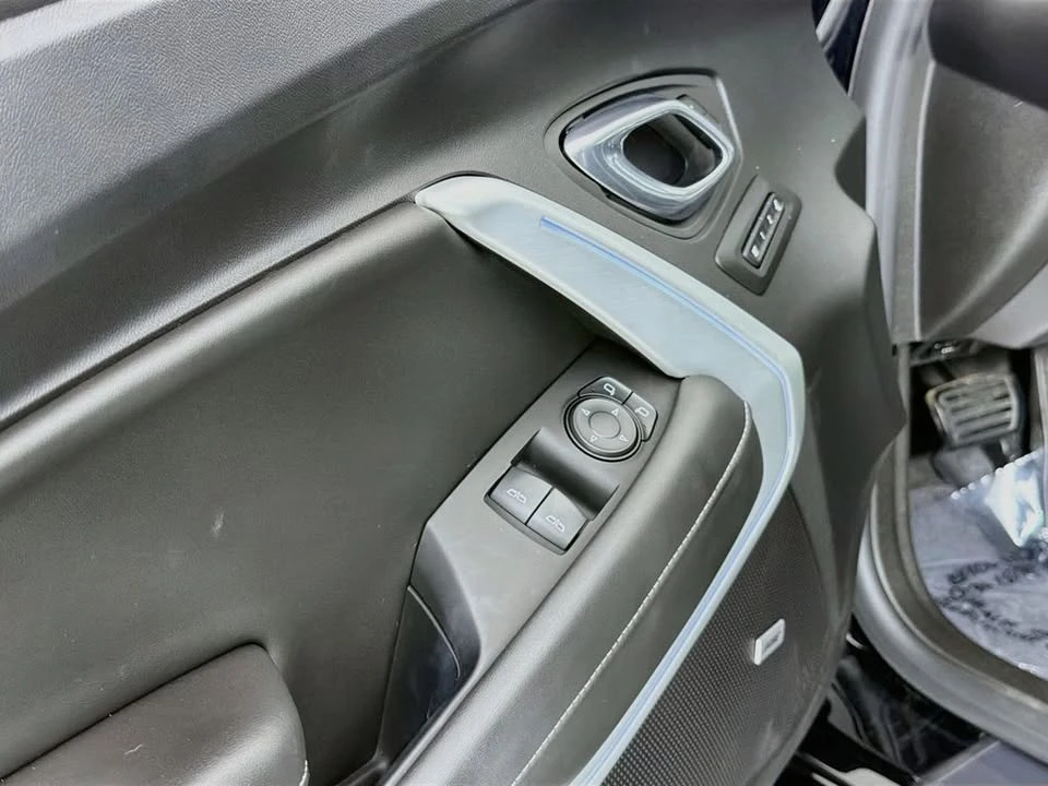 2021 Chevrolet Camaro 6th Gen - Image 18 of 20