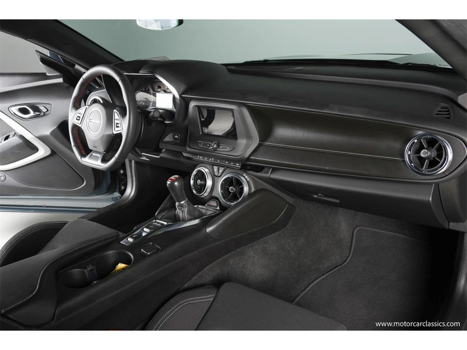 2021 Chevrolet Camaro 6th Gen - Image 25 of 31
