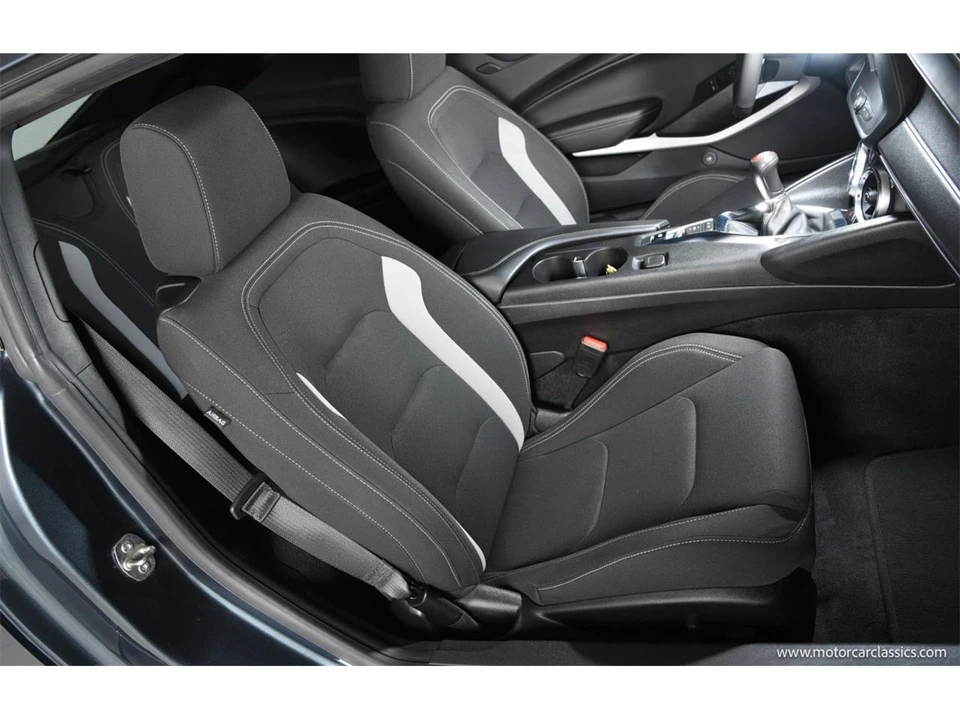 2021 Chevrolet Camaro 6th Gen - Image 28 of 31
