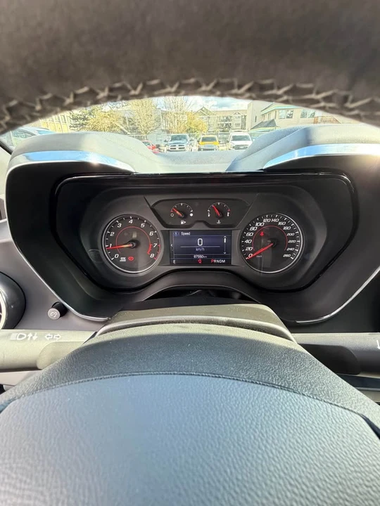 2021 Chevrolet Camaro 6th Gen - Image 10 of 14