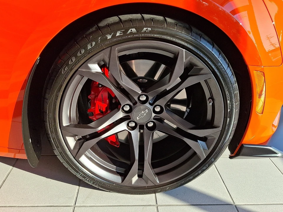 2021 Chevrolet Camaro SS 6th Gen - Image 3 of 31