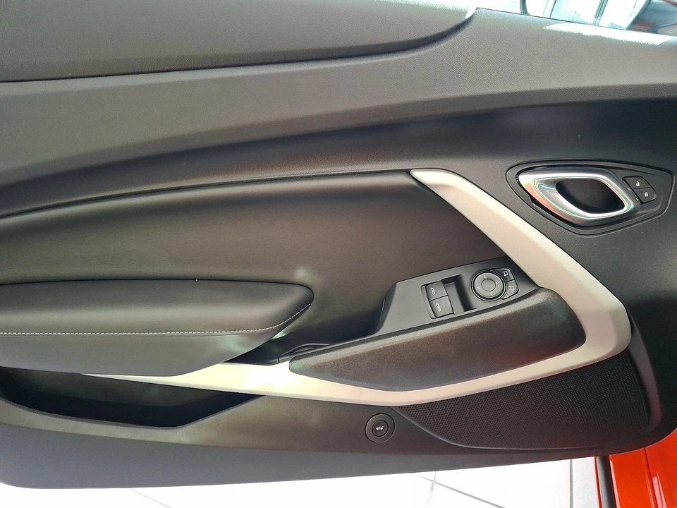 2021 Chevrolet Camaro SS 6th Gen - Image 15 of 31