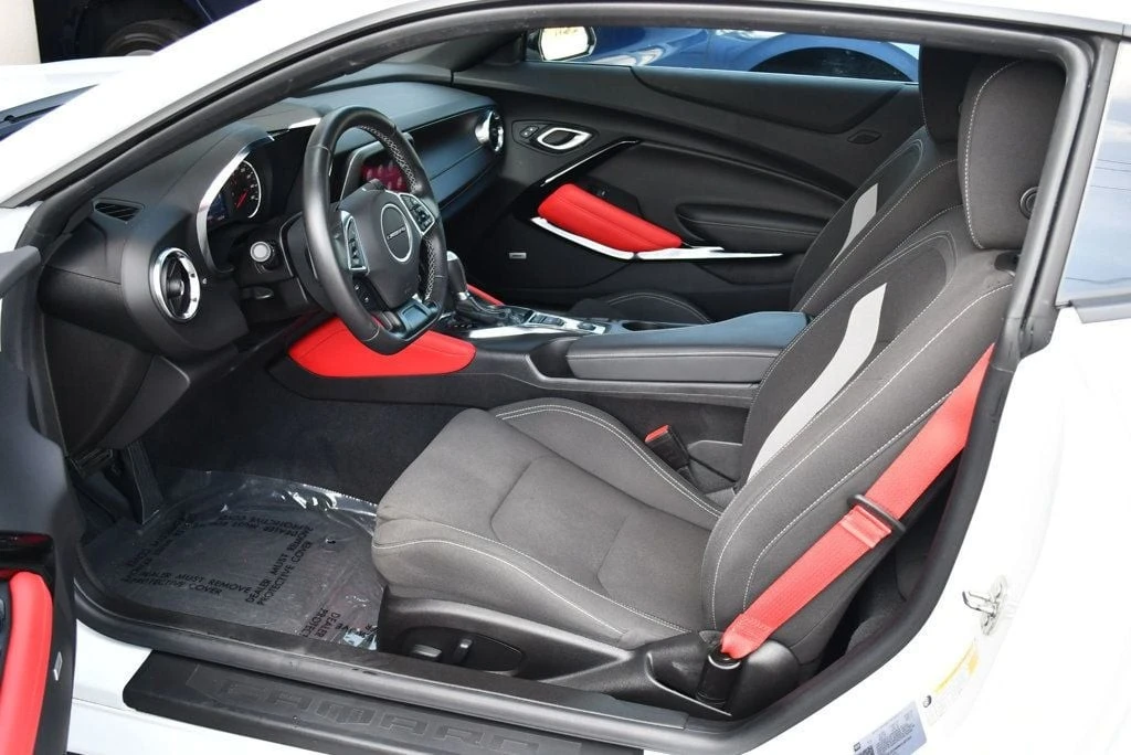 2021 Chevrolet Camaro 6th Gen - Image 15 of 31