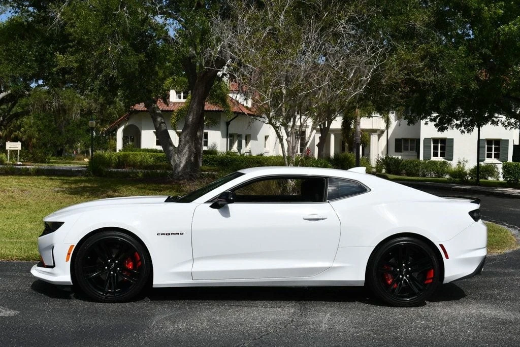 2021 Chevrolet Camaro 6th Gen - Image 26 of 31