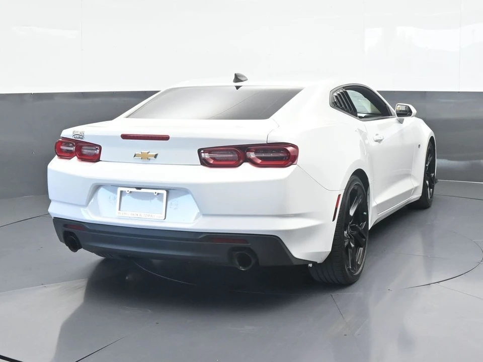 2021 Chevrolet Camaro 6th Gen - Image 5 of 12