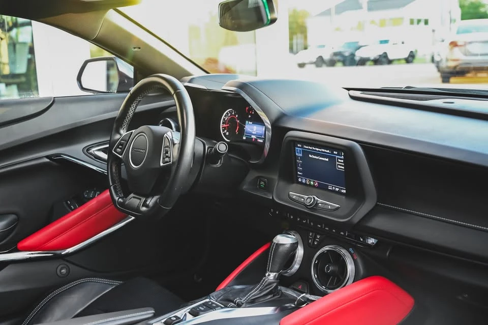 2021 Chevrolet Camaro 6th Gen - Image 12 of 17