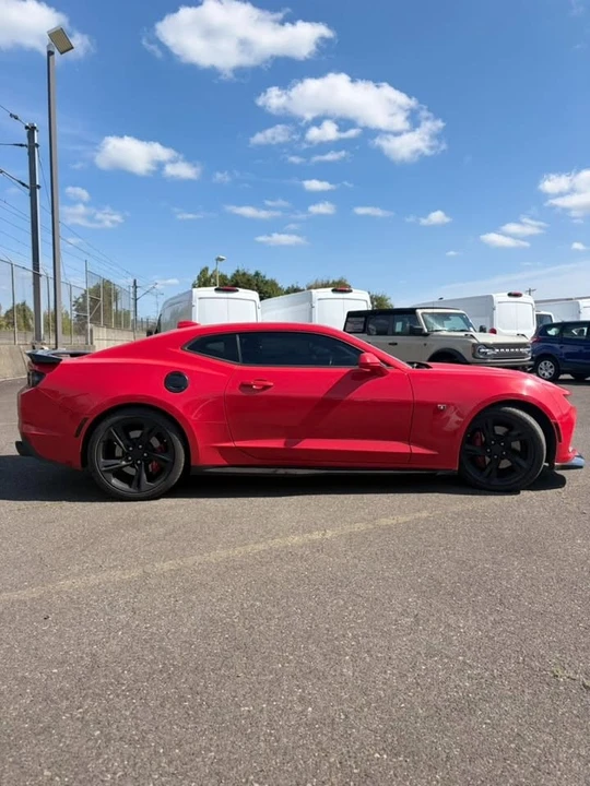 2021 Chevrolet Camaro SS 6th Gen - Image 6 of 12