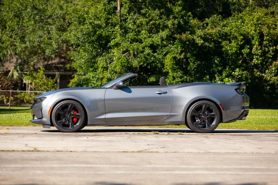 2021 Chevrolet Camaro 6th Gen - Image 2 of 31