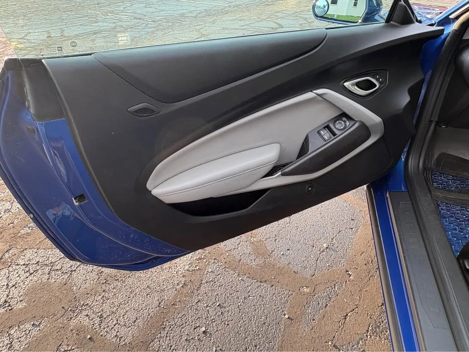2021 Chevrolet Camaro 6th Gen - Image 12 of 15