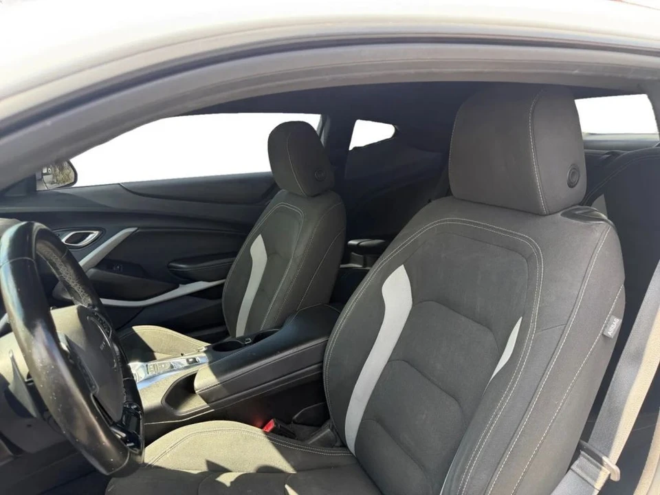 2021 Chevrolet Camaro 6th Gen - Image 10 of 20