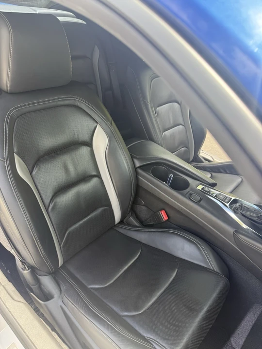 2021 Chevrolet Camaro 6th Gen - Image 9 of 13