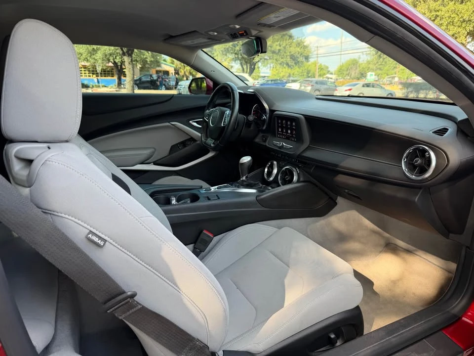 2021 Chevrolet Camaro 6th Gen - Image 10 of 17
