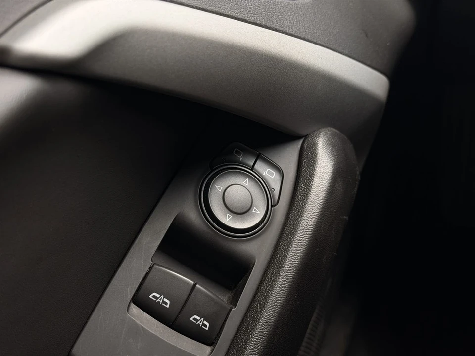 2021 Chevrolet Camaro 6th Gen - Image 16 of 22