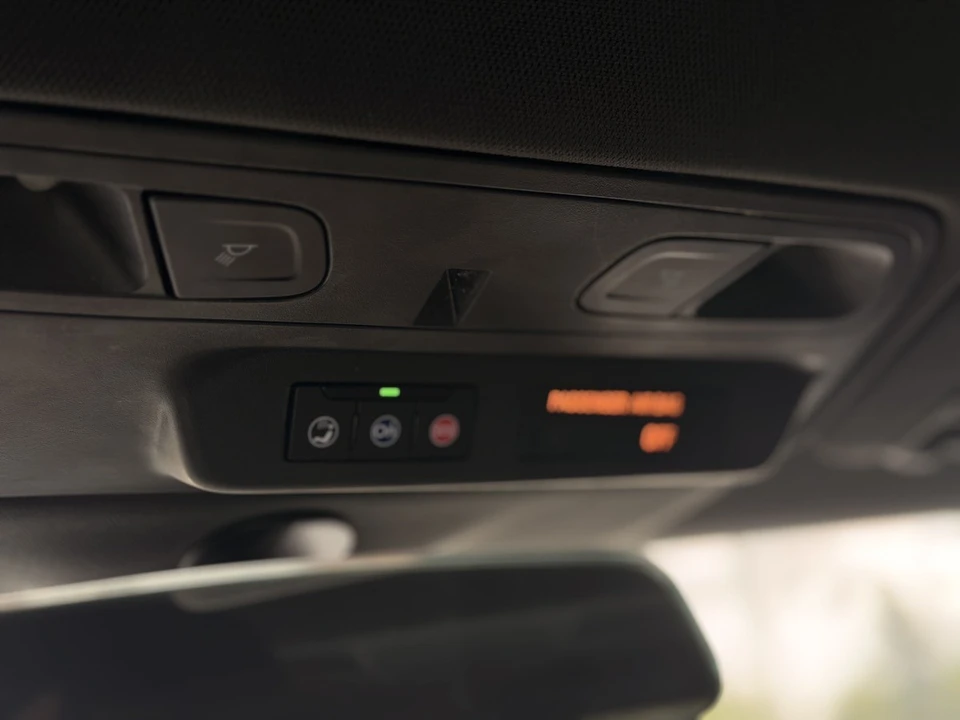 2021 Chevrolet Camaro 6th Gen - Image 18 of 22