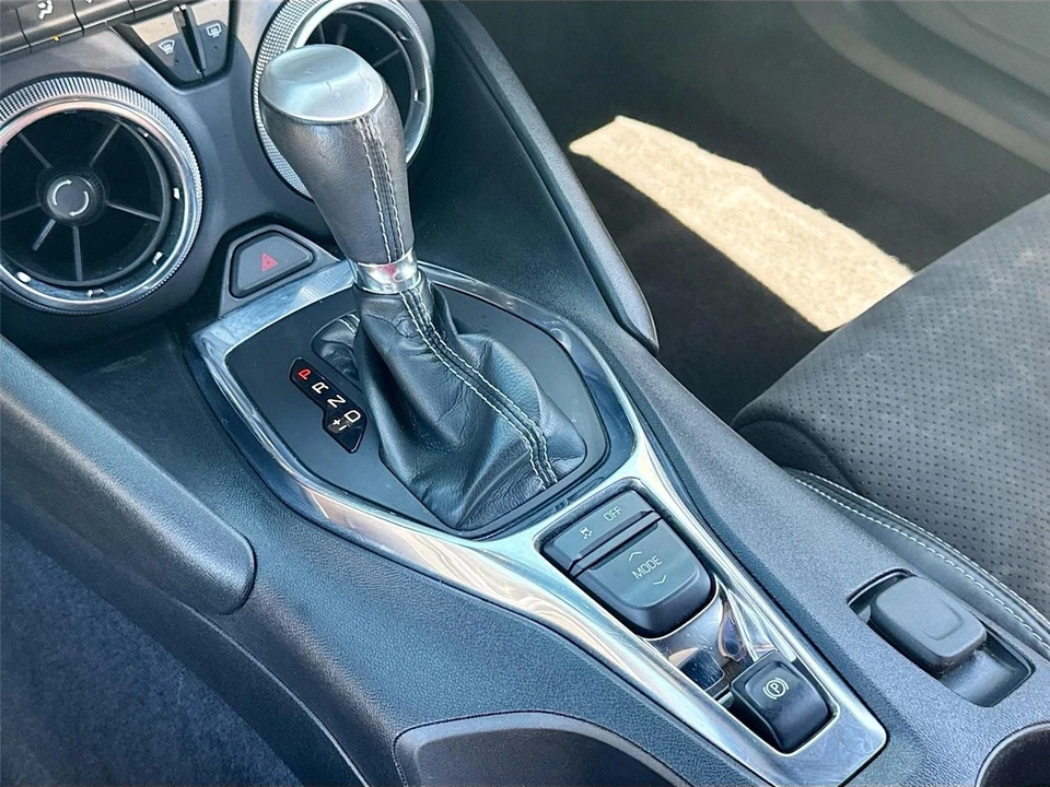 2021 Chevrolet Camaro 6th Gen - Image 15 of 21