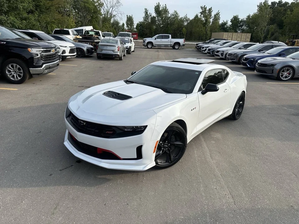 2021 Chevrolet Camaro 6th Gen - Image 2 of 21
