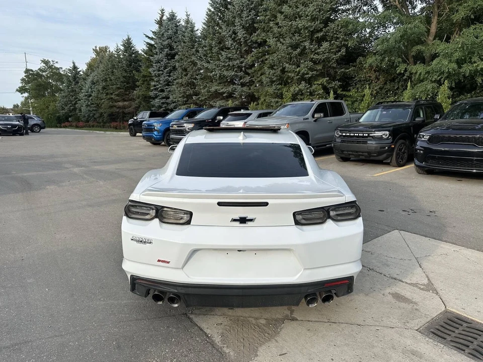 2021 Chevrolet Camaro 6th Gen - Image 11 of 21