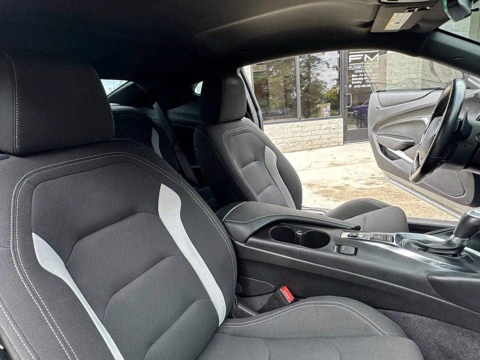 2021 Chevrolet Camaro 6th Gen - Image 17 of 20
