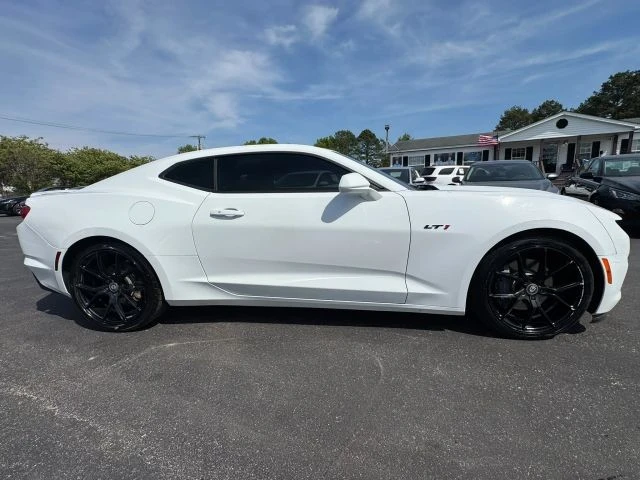 2021 Chevrolet Camaro - Image 9 of 31