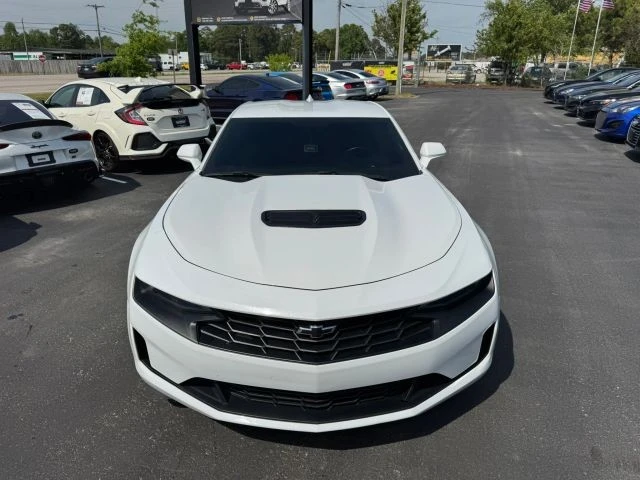 2021 Chevrolet Camaro - Image 2 of 31