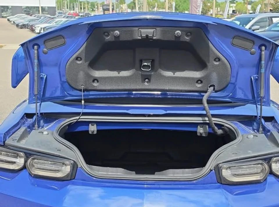2021 Chevrolet Camaro 6th Gen - Image 4 of 9