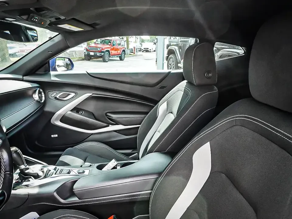 2021 Chevrolet Camaro 6th Gen - Image 9 of 16